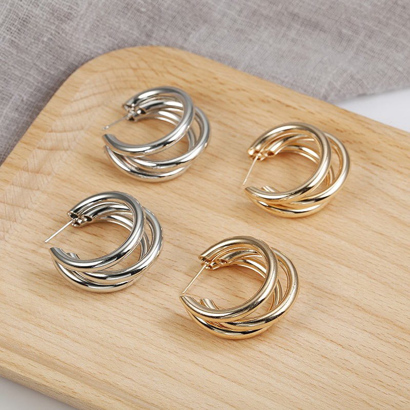 Metal Ring Ear Buckle Earrings