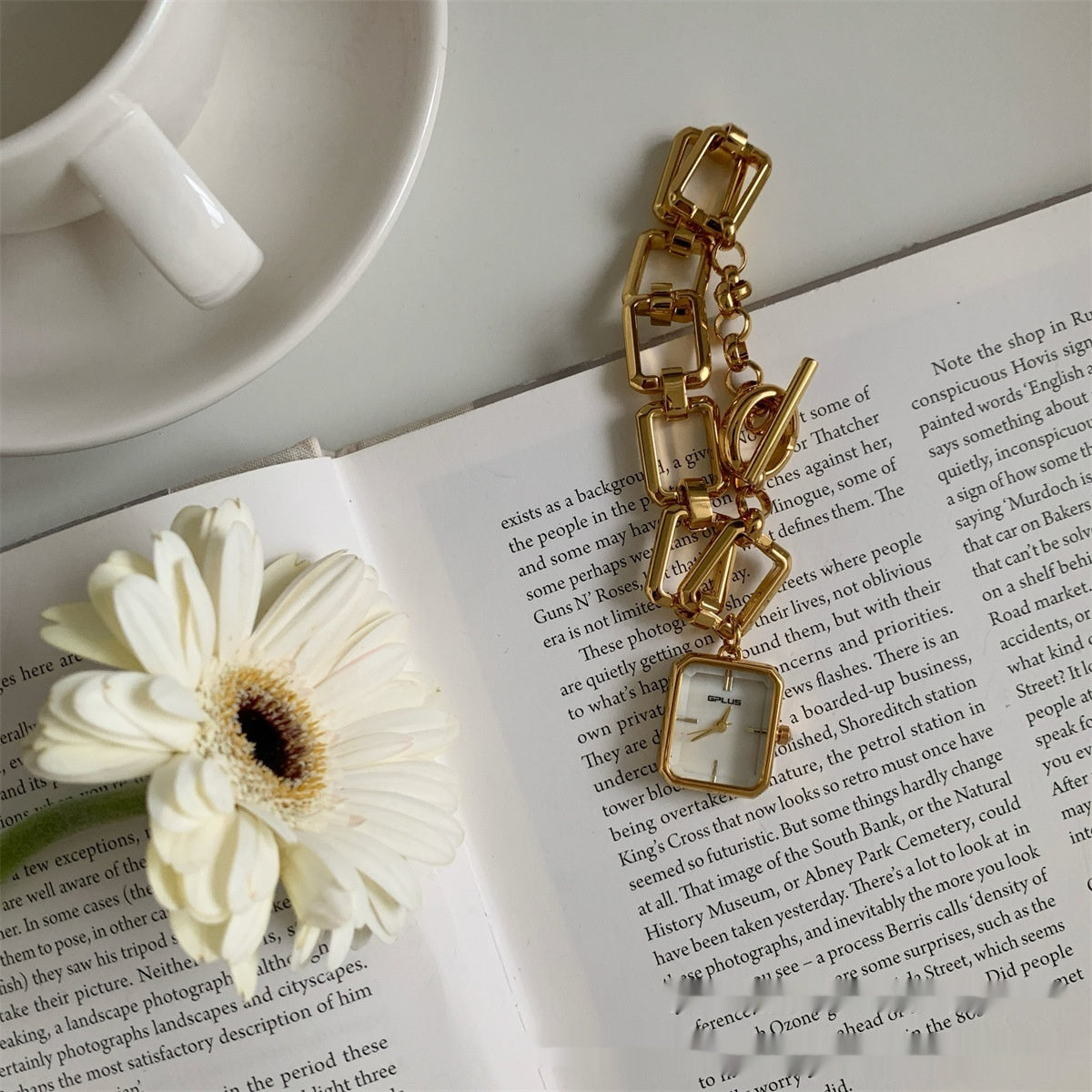 Steel Belt Chain Design Square Pendant Watch