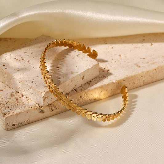 Leaf Style Bracelet For Women
